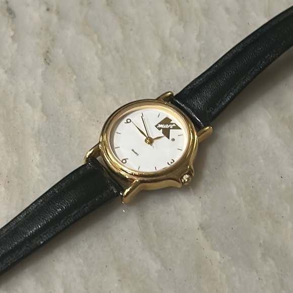 Kmart Vintage Unisex Casual Retro Gold Tone Logo Classic Watch - Picture 4 of 6